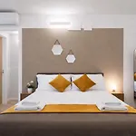 Aparthotel Hotiday Teatro