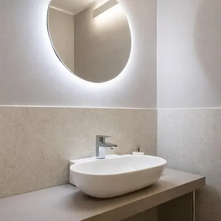 Apartmanhotel Hotiday Teatro 3*