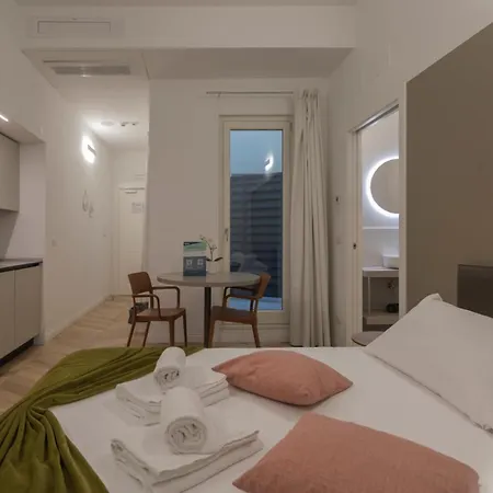 Apartmanhotel Hotiday Teatro 3*