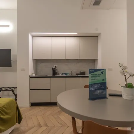 Apartmanhotel Hotiday Teatro Trieszt