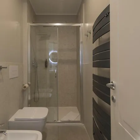 Apartmanhotel Hotiday Teatro Trieszt